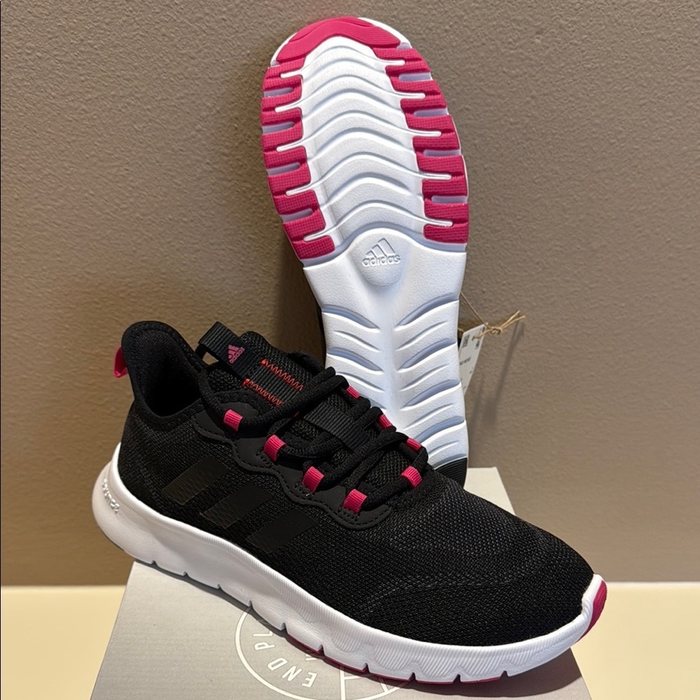 Adidas Nario Move Size 7.5 Women's Running Shoe Black and Hot Pink